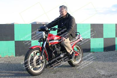 media/Feb-05-2023-Classic Track Day (Sun) [[c35aca4a42]]/Around the Pits/
